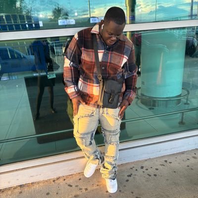 GullyFaEva's profile picture. Main focus is to remain focused ✊ In GOD I TRUST.... Views on twitter = my own RT's not endorsements. H-U-M-B-L-E 👍🆗