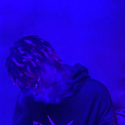 bluestarwrld's profile picture. #zooties 🧟‍♂️