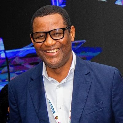 BayanoValy's profile picture. Leo, Muslim, Journalist, Gender Activist and Feminist, Iconoclast, Liverpool FC supporter, Cat Lover.