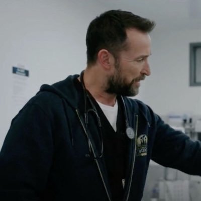 part_time_lovah's profile picture. Co-CEO of batcrow 💫 @burlesqueprince is the sunshine of my lifetime. arcanetwt and listwt dni please! priv: @bowerstetter