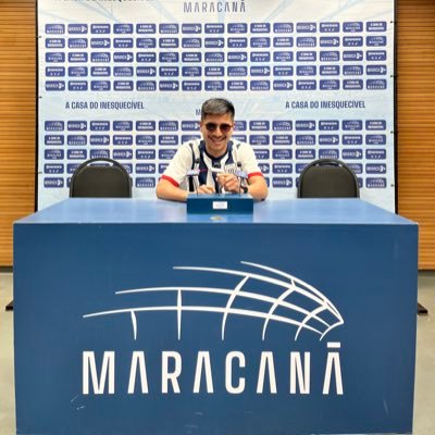 doblef1901's profile picture. Mi madre y Alianza Lima 💙