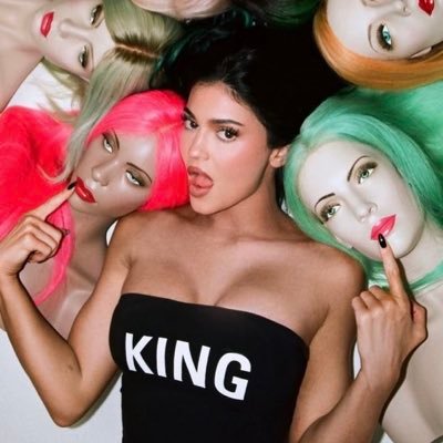 kingkyliieeey's profile picture. @kyliejenner 👑👸🏼