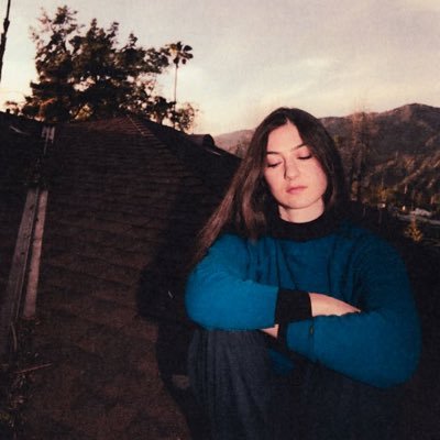 thickskully's profile picture. 29 | she/her | i don’t want to be demure or respectable - mary oliver | ⛓️|