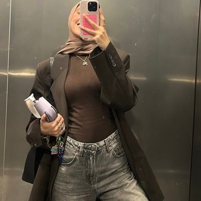 obbibas's profile picture. 🇹🇳 🇱🇾 🇩🇪 ✈️🌎 Civil Engineering student 👩🏻‍🎓 polyglot 🦋 catch me if the garden’s worth it 🦋