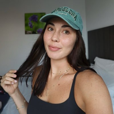 shayleegonzales's profile picture. 