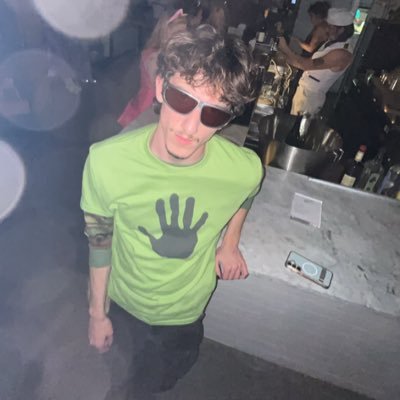 shutitanthony's profile picture. 