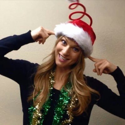 m0838035258568's profile picture. she/her | cm content