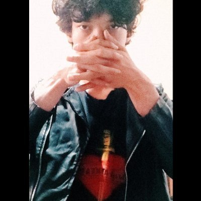 venvansers's profile picture. everything i do is conceptual and everything i'm obsessed with is aesthetic