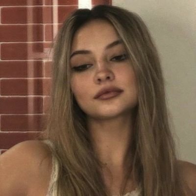 eloquenttt_'s profile picture. in my new 𝘦𝘳𝘢 ˚ · .˚ ༘🦋⋆｡˚