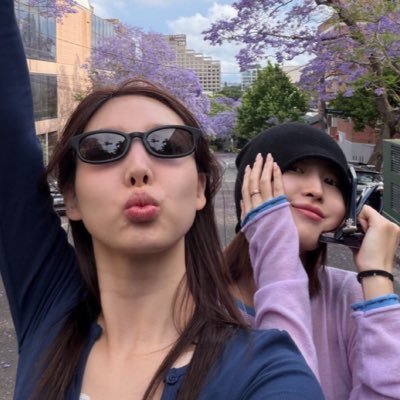 xiaochaee's profile picture. 