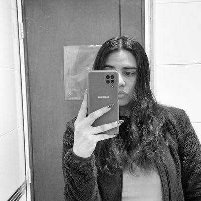 La_lulabu's profile picture. Zurda, sencilla, feliz y Santafereña 🦁
Aquí verán mucho retuit, fotitos y pendejadas