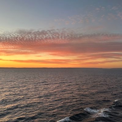 kristen323210's profile picture. 