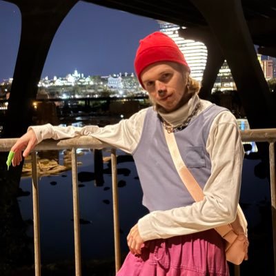 CameronTonyP's profile picture. i might do a song with your mother, i think she wanna see me on the track | they/them | im only the master of green eco! one of the wisest men on the planet!!