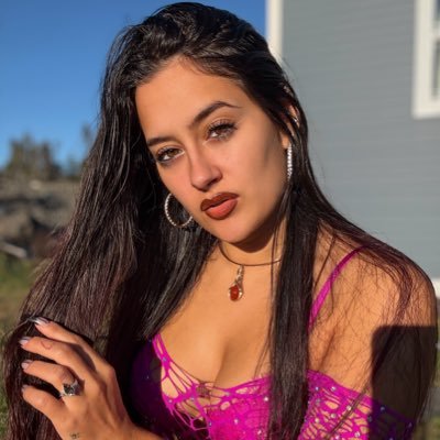 keonadovee's profile picture. miss pretty 🐱