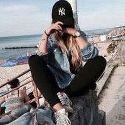 zrooniv14503's profile picture. 