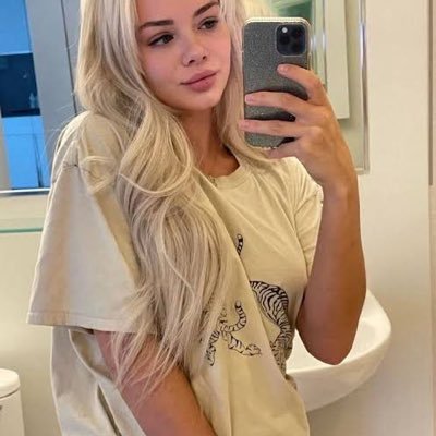 sy93521's profile picture. 