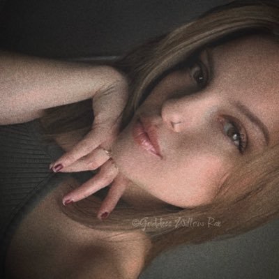 Willow_Rae25's profile picture. 🍓Strawberry blonde daydream w/ an attitude✨|Happily married 🖤|Soft & Ethical Fin/FemDomme|Foot Adoration Content 👣💸|MDNI🔞|~Age Verified~ on LF 🔗👇🏻