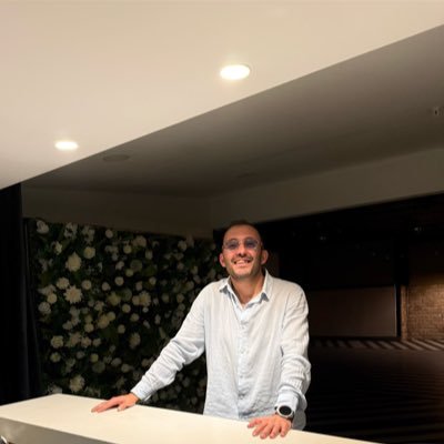 Alisrc53_'s profile picture. Allah size yardım ederse, sizi yenecek yoktur.