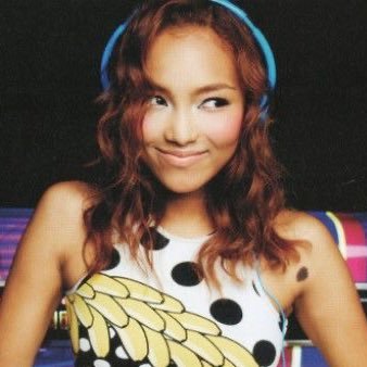 ichoosestelle's profile picture. F5VES biggest Ghanaian-British fan