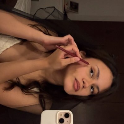 darewondr's profile picture. 