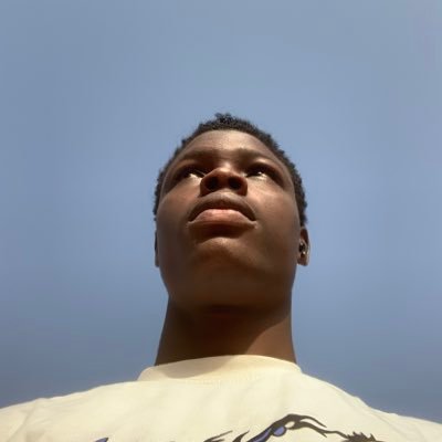 LilChop97038722's profile picture. little 👻boy with 🤌🏿a huge 💀pocket 🤡giving up was never👽 a choice in life 👿trying to be a memes lord 😈💀 a huge fans of @ManCity 🏙️ best @wizkidayo fan