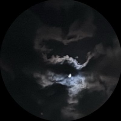 suujoud's profile picture. ☽ "مهما تصورت ببالك فالله بخلاف ذلك"