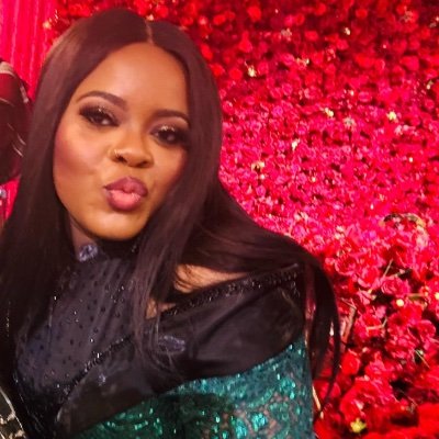 lolaafoloo's profile picture. 