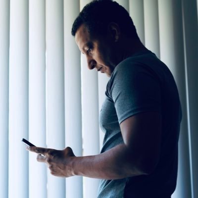 egypt1standlass's profile picture. هذا الحساب ليس للتداول اليومي. انا لن اساعدك في تحقيق مكاسب في السوق. انا هنا لمتابعة الأخبار و محاولة فهم الأسواق المالية و مشاركة فهمي معكم. قد اصيب او اخطئ.