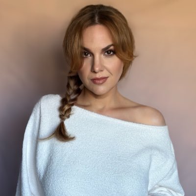 MimiMakesBank's profile picture. FinDomme • Bratty Hedonist • Literal Goddess https://t.co/4JQSpTNxuI