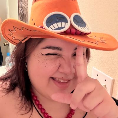 AbiZitro's profile picture. 🍉🇵🇸 - 28 - she/they - renowned talks-too-mucher - 🇲🇽 - weeb 🤒- @triumphf0rks is at my dad's house
