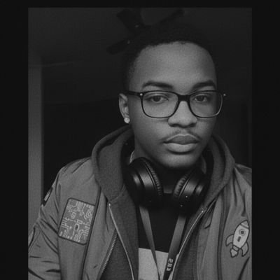 HackoredeT's profile picture. || AI ENTHUSIAST || ● COMPUTER OPERATOR || ● COMPUTER SCIENCE STUDENT || ● GRAPHICS DESIGNER || ● TECH & INNOVATION ENTHUSIAST ||