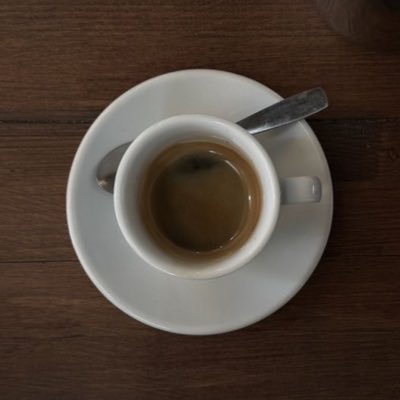 UHSNOOZE's profile picture. we bloom until we ache | @snoozelog