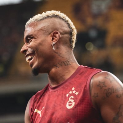 suchalemina's profile picture. Parody Account | Her gün yaşıyorum Galatasaray’ı.