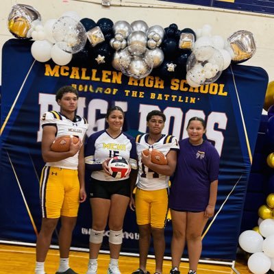 sheblac0208's profile picture. ✝https://t.co/gmnSaczMRT💛McHI Football🏈It’s a Family Affair💜Coach+Shelby=💖A Family Affair 😍 Football Mom 🏈Volleyball Mom 🏐 Volleyball Coach 💜🏐💛