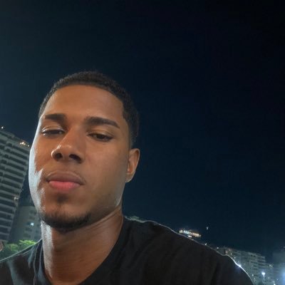 julioocs_'s profile picture. 🤠