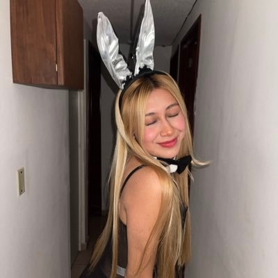 ammy_kelly22's profile picture. a veces indirectas , a veces no