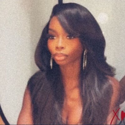 olandrialovebot's profile picture. Full of opinions and what about it?