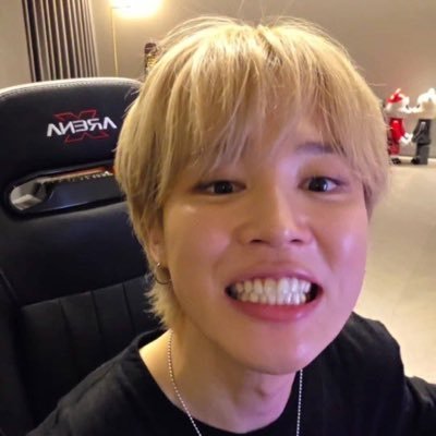 p4rk_mochim's profile picture. 𝟏𝟑( ᴏᴄᴛᴏʙᴇʀ 95) *✿𝓙𝓲𝓶𝓲𝓷 𝓰𝓯 *!!  𝙵𝙰𝙲𝙴 ✿ ’ 강♥︎ ﹙95.﹚ ᴀʀᴍʏ ꜱɪɴᴄᴇ 2013💟 𝙥𝙖𝙧𝙠 𝙟𝙞𝙢𝙞𝙣 𝙤𝙣𝙡𝙮🐥