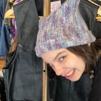 wedsinclr's profile picture. devoted to jenna ortega. 💌