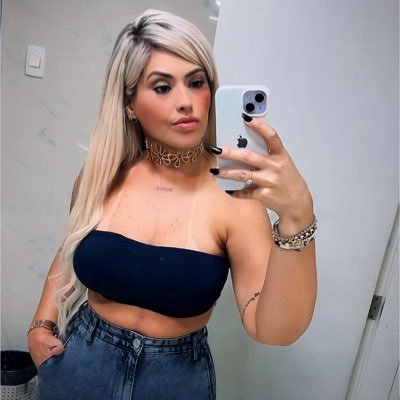 carolbuna's profile picture. // Gestora de Tráfego e Mídias Sociais