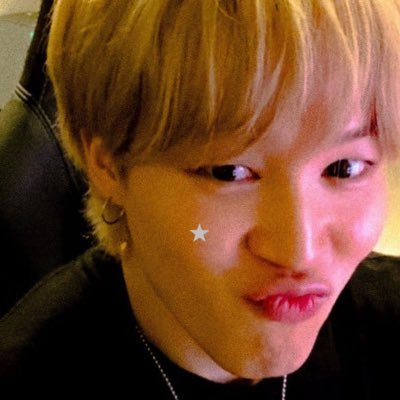 gukmuse's profile picture. Kookmin & Bangtan. 💜