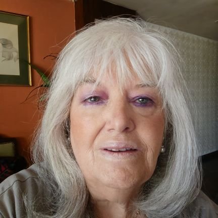 adrianaruesch's profile picture. Capacitadora de la UNESCO 
Directora Académica ESCUELA PENSAR BIOLOGICAMENTE  
https://t.co/RjL4cYrW3c