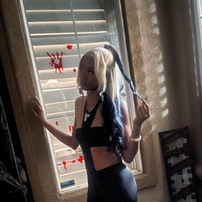 poppinasnaae's profile picture. 