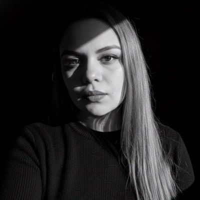 Ale_Ramirez9713's profile picture. Ingeniera en Sistemas apasionada por la tecnología y el mundo digital. Amante de la escritura y la lectura. Ayudando a otros a conocer el universo digital.