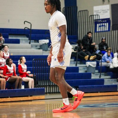 HobsonNamon's profile picture. #JucoProd | CCCTV | Redshirt Freshman | 6’3 205 | CG |