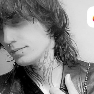 aris_aylin_'s profile picture. 