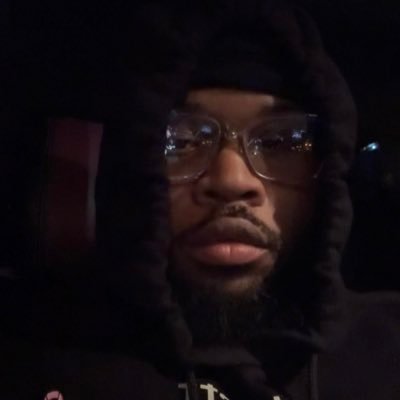 ___Kees's profile picture. Real ones were born in ‘90. Don’t forget Cheese Cake is trash. #MagicTogether #HereWeGo