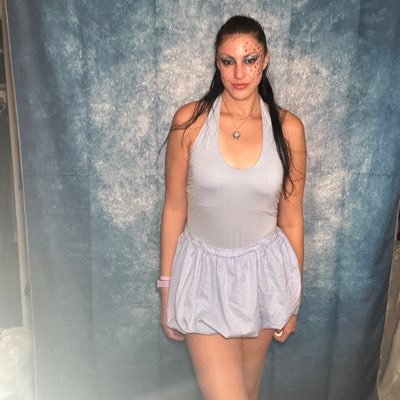Malia_Arrayah's profile picture. 🌬️6’5”🦋 @sagaftra 🎭  Let’s Collab! 📧 mnahinu@yahoo.com 🖼️ 🖤Gothic Author/ Artist ☺️Hapa☺️: Mixed Indigenous, Polynesian/Latina 🩷