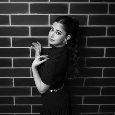 MeralMoustafa_'s profile picture. 