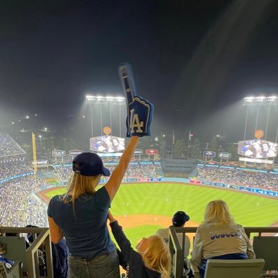 Siobhaneeee's profile picture. Trojans✌🏻| Rovers | Dodgers | Rams | and lots of ⛳️. Tweets are my own, no one else even likes them.